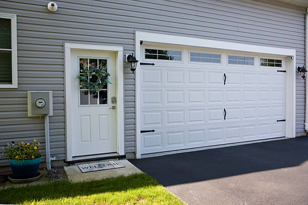24/7 Emergency Garage Door Panel Replacement experts in Santa Maria, CA